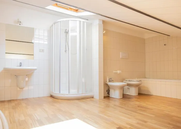 Sopra Al Teatro * Λαντσιάνο